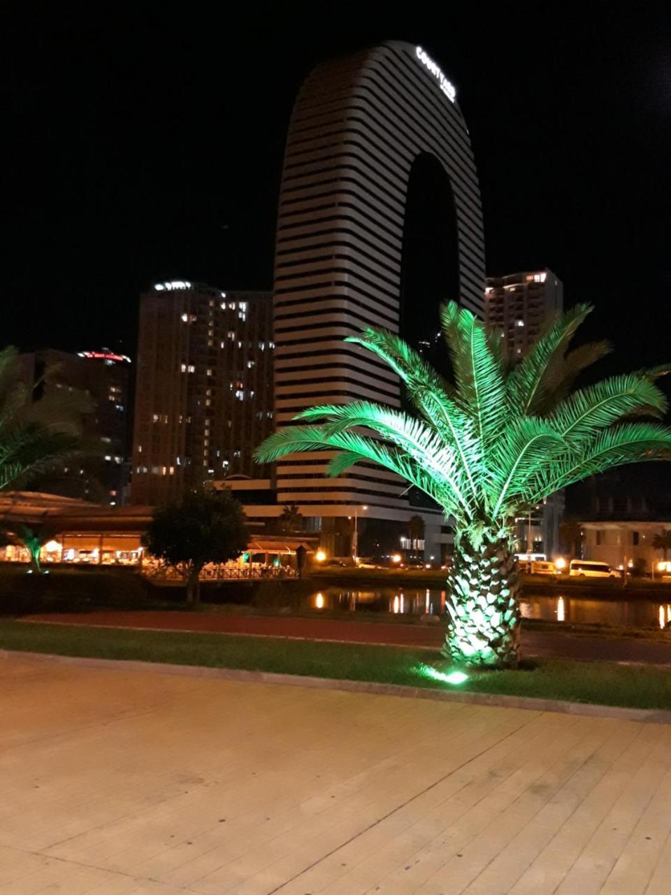 באטומי Mari Apartment מראה חיצוני תמונה