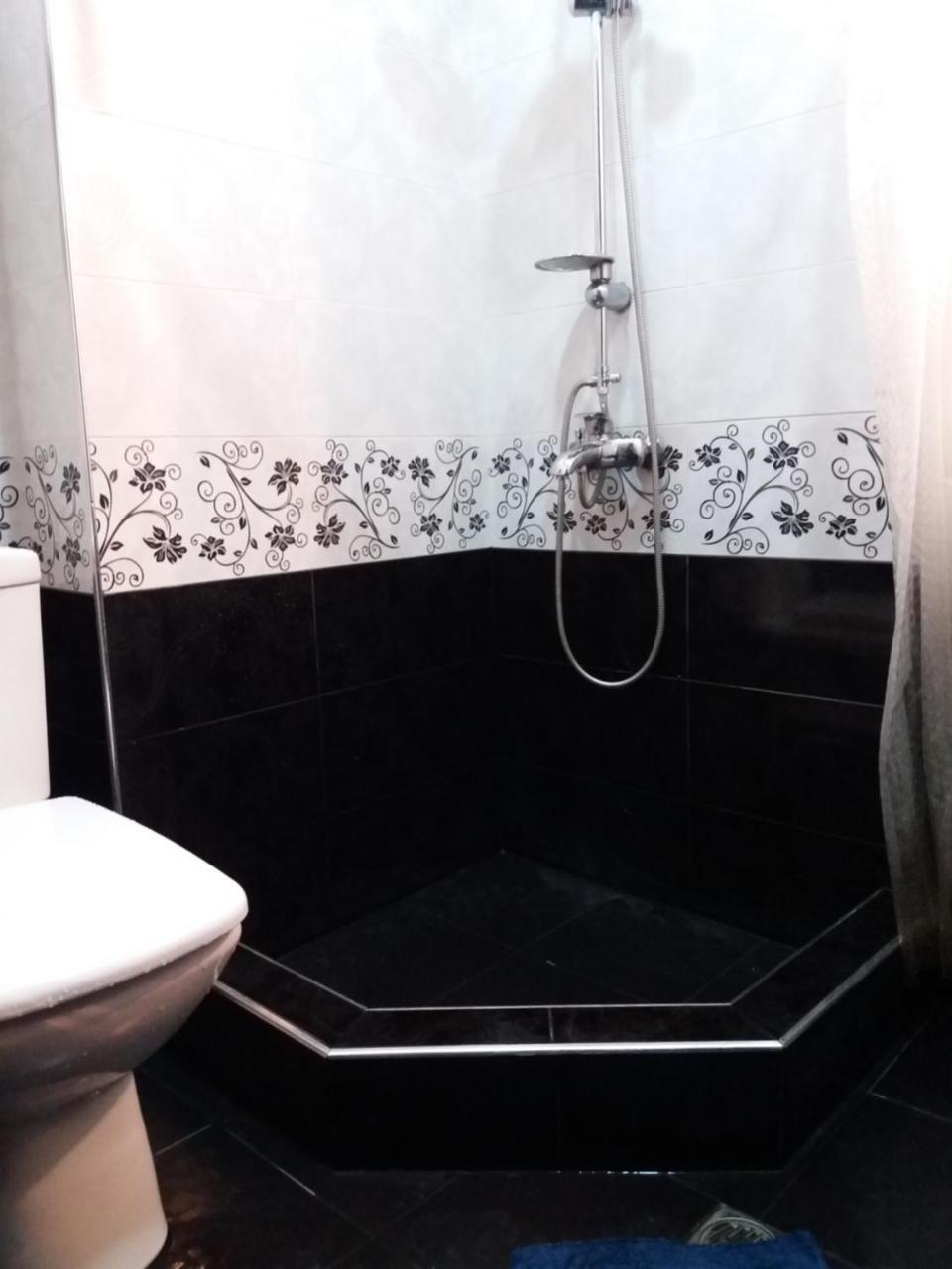 באטומי Mari Apartment מראה חיצוני תמונה