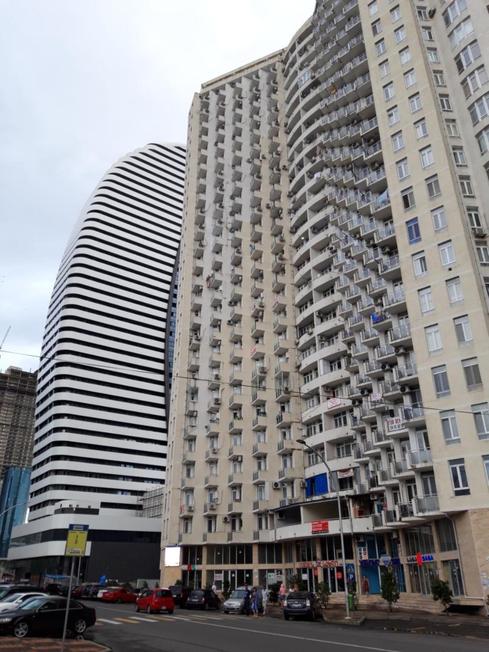 באטומי Mari Apartment מראה חיצוני תמונה
